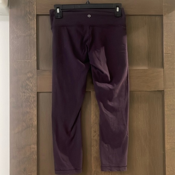 Lululemon Athletica Align Cropped 21” Purple High-Waisted Leggings size 4 - Picture 4 of 8